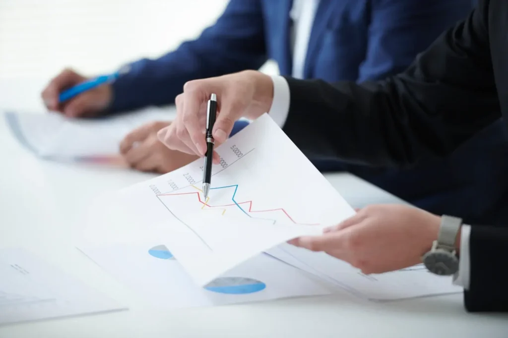 Benefits of evergreen content for B2B brands support long sales cycles.